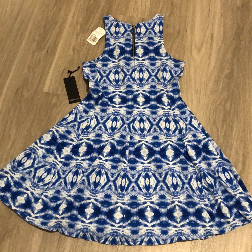 Mini sundress - Picture 2 of 3